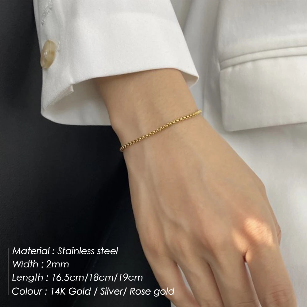 Women’s Fashion Bracelet – 18K Gold or Silver Coated Stainless Steel by Modessie