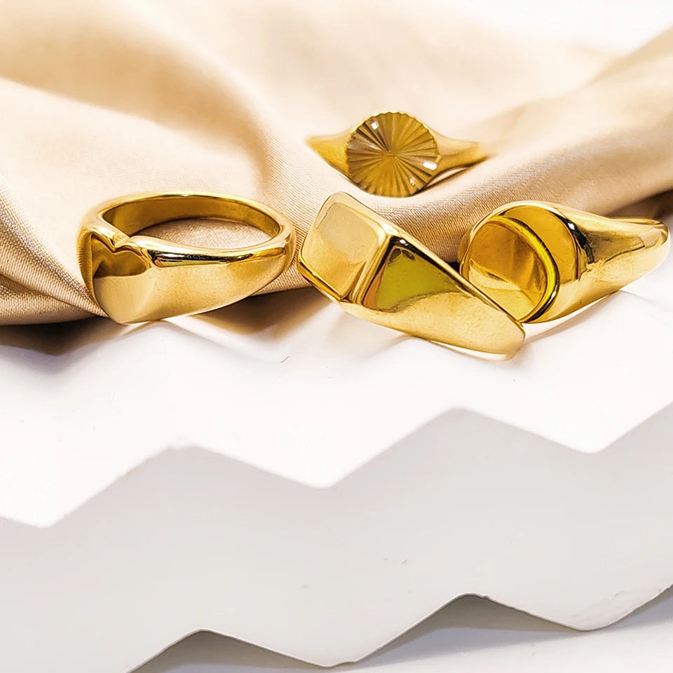 Modessie Women’s Stainless Steel Ring – Gold or Silver Plated, Waterproof, Tarnish-Resistant, Fashion Jewelry