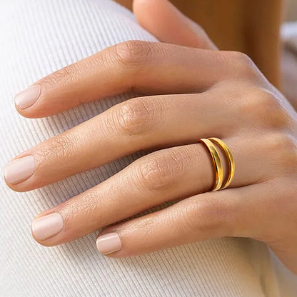 Modessie Women’s Ring – Retro Minimalist Gold or Silver Stainless Steel Jewelry