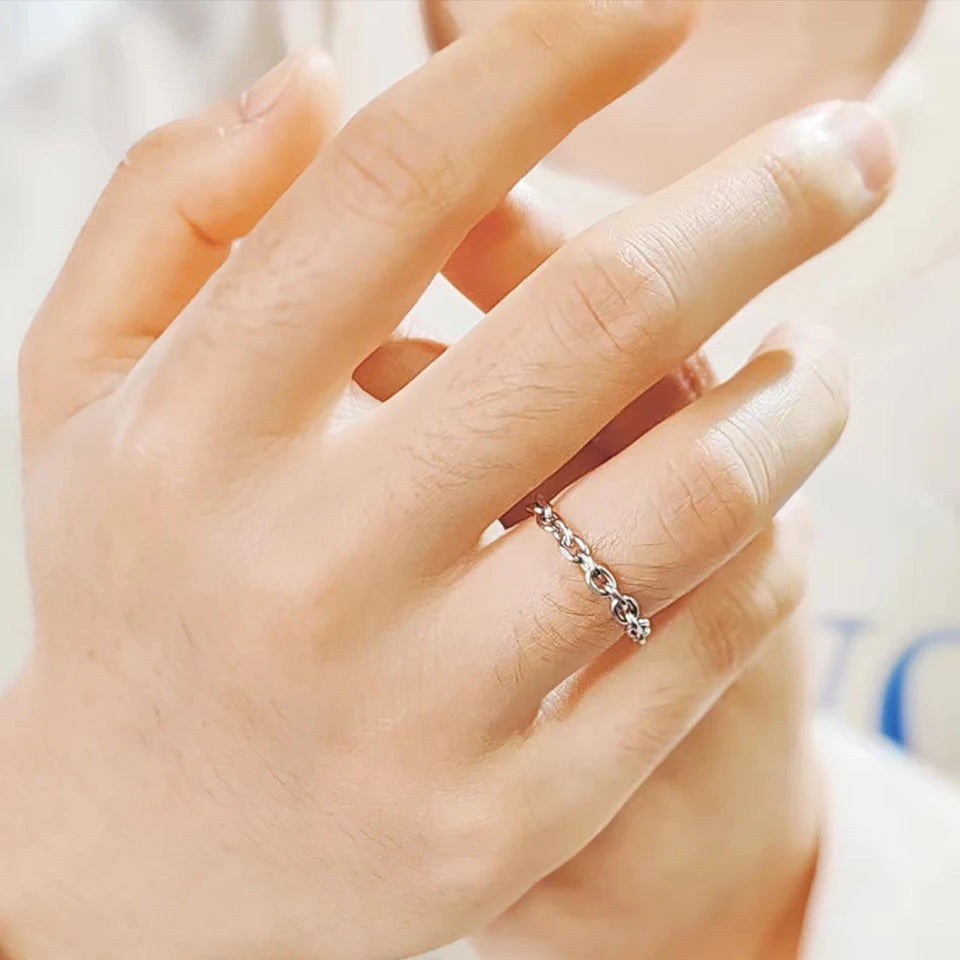 Modessie 3mm Thick Chunky Chain Ring Cuban Curb Link Gold or Silver Color Filled Stainless Steel Stylish Ring for Women Girls