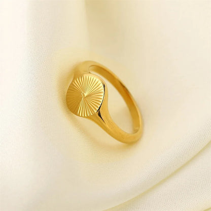 Modessie High Quality  Wave Rings For Women Minimalist Dainty Rays Texture Circle Ring Stainless Steel Signet Chunky Dome Ring