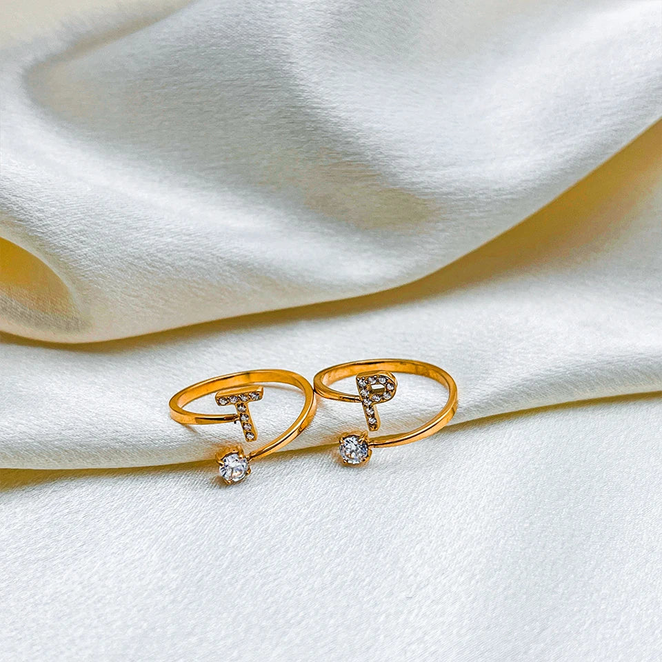 Modessie Classic Fashion Jewelry A-Z 26 Letters Ring Simple Stainless Steel Shiny Zirconia