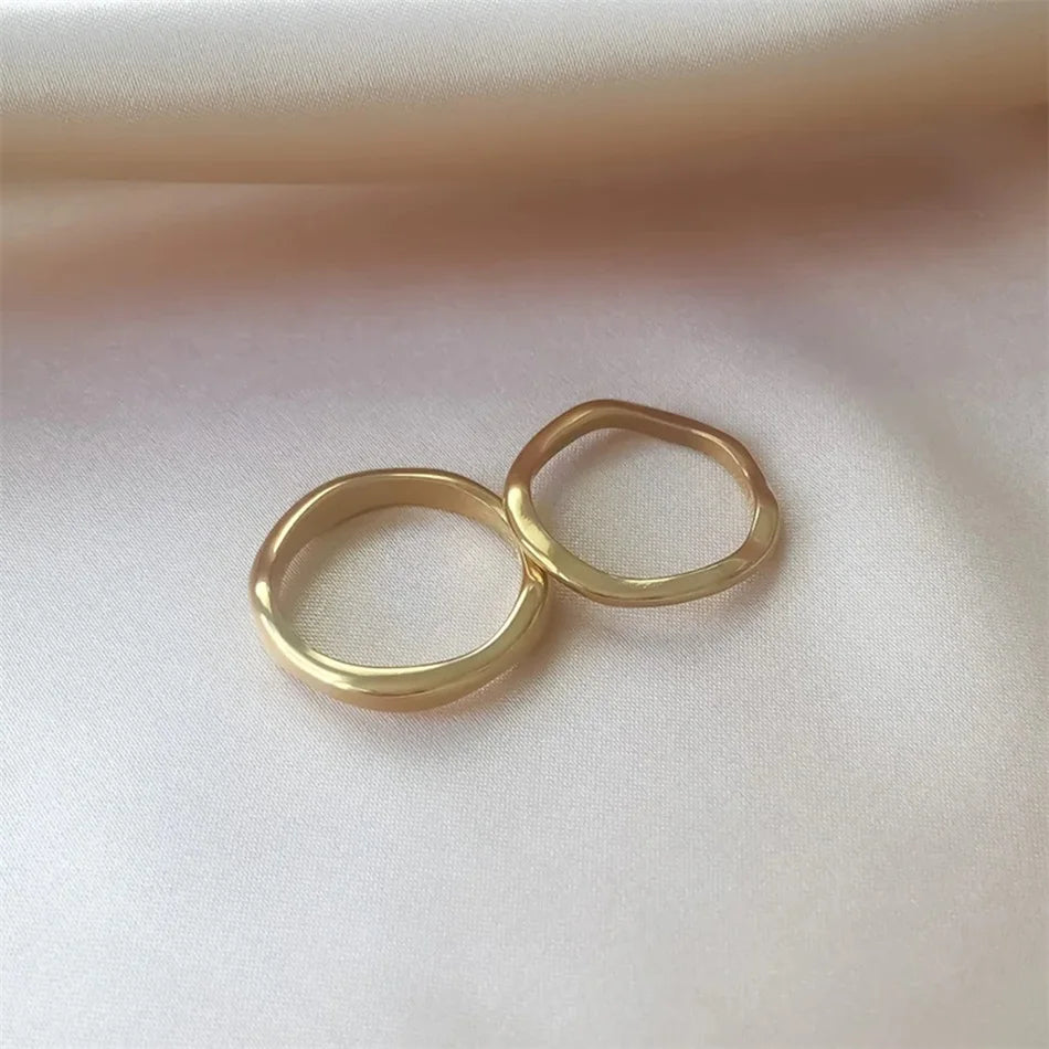 Modessie Gold Color /Silver Color Irregular Wave Rings Trendy Simple Geometric Handmade Jewelry for Women Couple