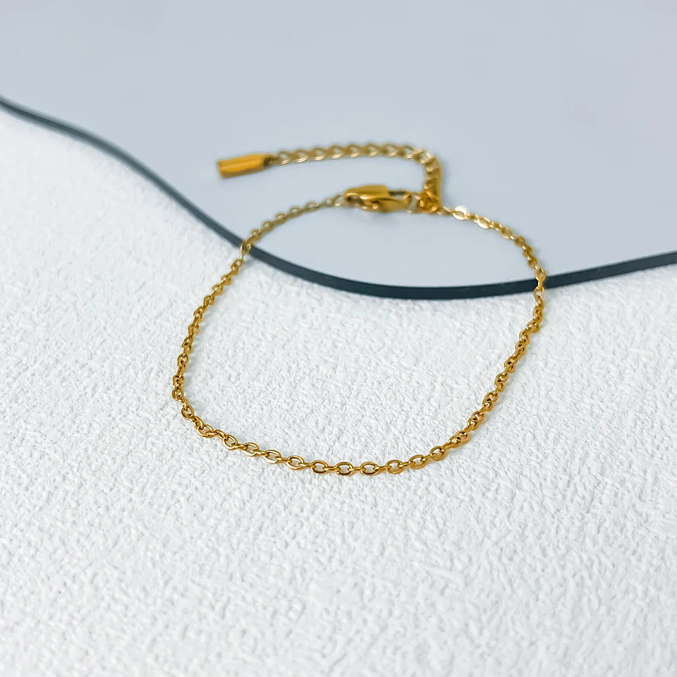 Modessie High Quality Gold-Plated Stainless Steel Fine Chain Anklet Adjustable Classic Upgrade Lobster Buckle Jewelry